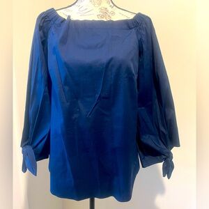 Dramatic off-the-shoulder